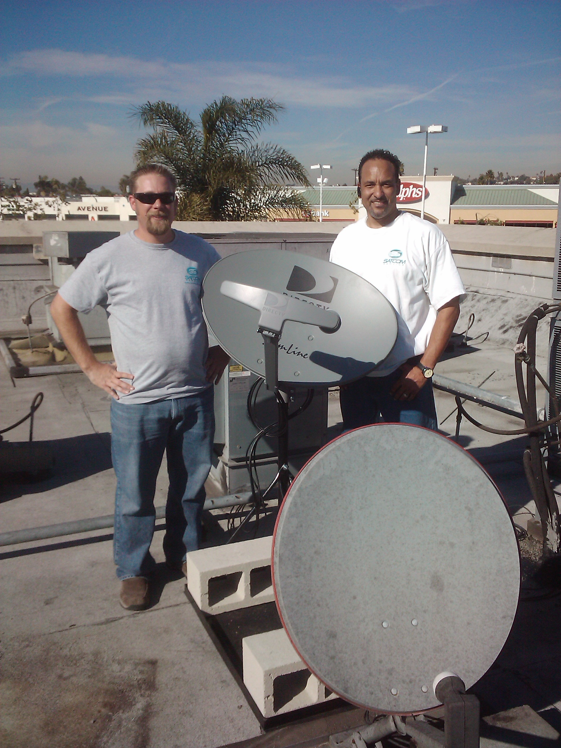 SATCOM SERVICE professional team